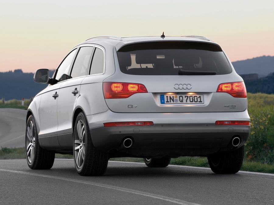  Audi Q7 4.2 TDI Quattro (4L) 2007 года  (фото 4 из 21)